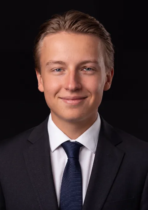 Anthony Bakker